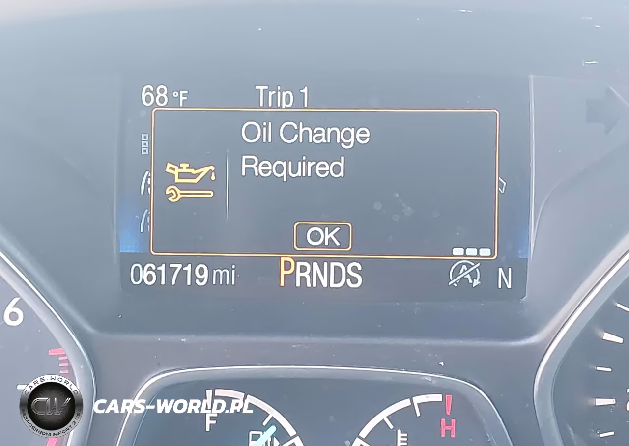 2019 Ford Escape Titanium VIN:1FMCU9J96KUB36403 - 15