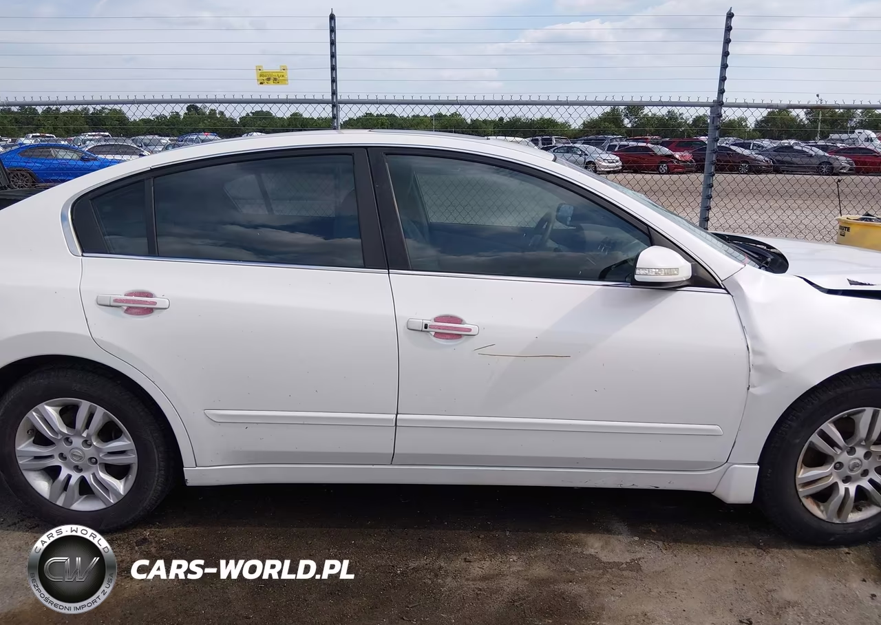 2011 Nissan Altima 2.5 S VIN:1N4AL2AP0BN492270 - 13