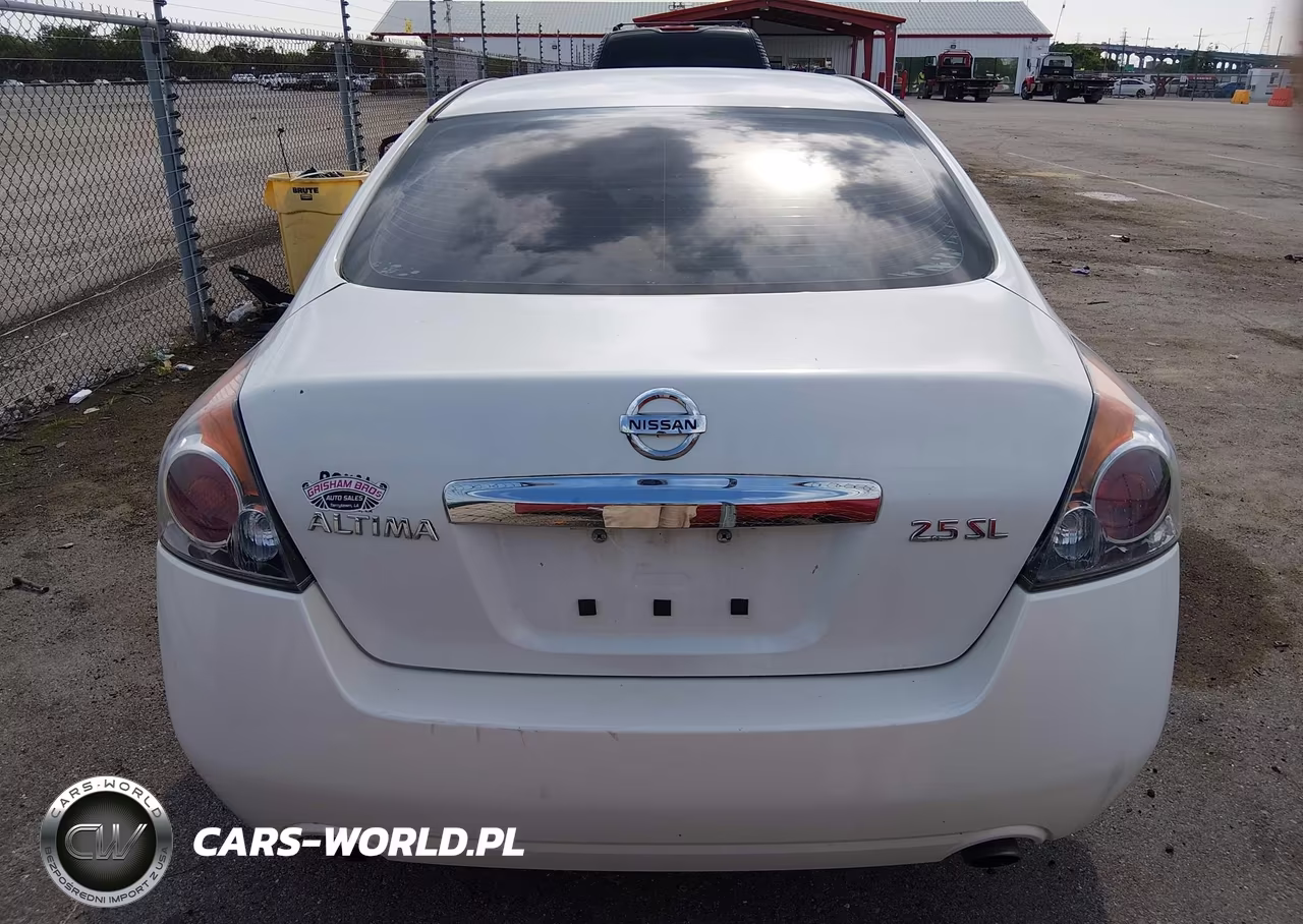 2011 Nissan Altima 2.5 S VIN:1N4AL2AP0BN492270 - 16