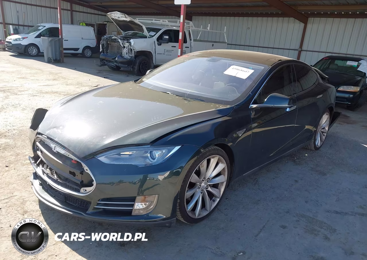 2013 Tesla Model S VIN:5YJSA1CN6DFP05136 - 2