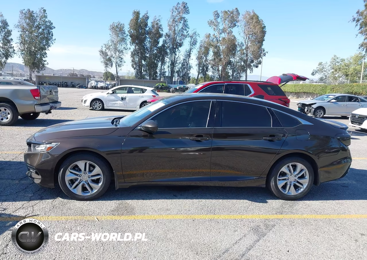 2018 Honda Accord Lx VIN:1HGCV1F17JA100727 - 14