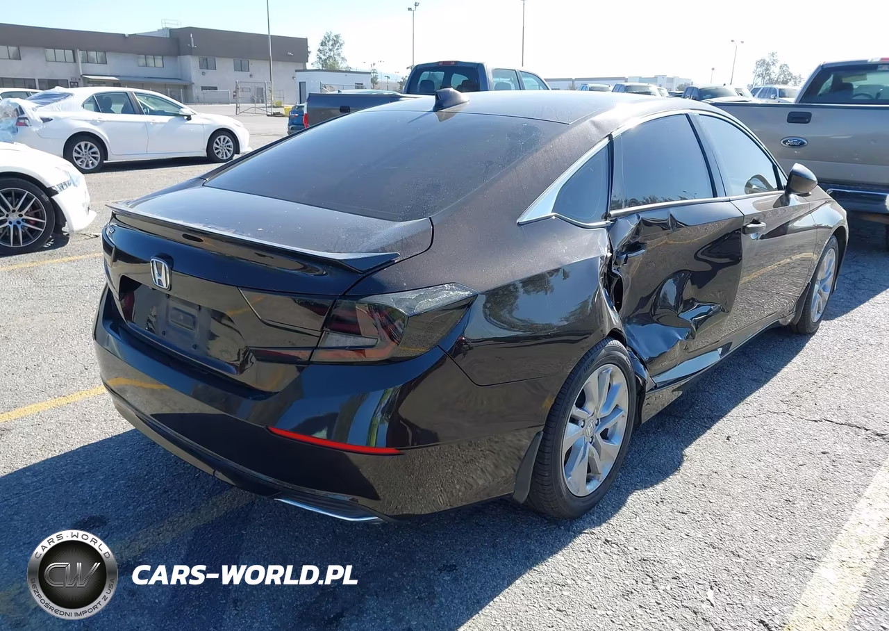 2018 Honda Accord Lx VIN:1HGCV1F17JA100727 - 4