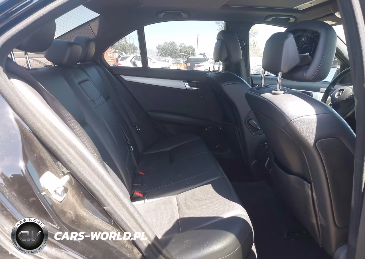 2011 Mercedes-Benz C 300 Luxury-Sport VIN:WDDGF5EB3BR152072 - 8