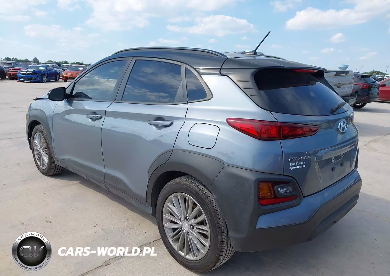 2018 Hyundai Kona Sel VIN:KM8K22AA1JU095647 - 3