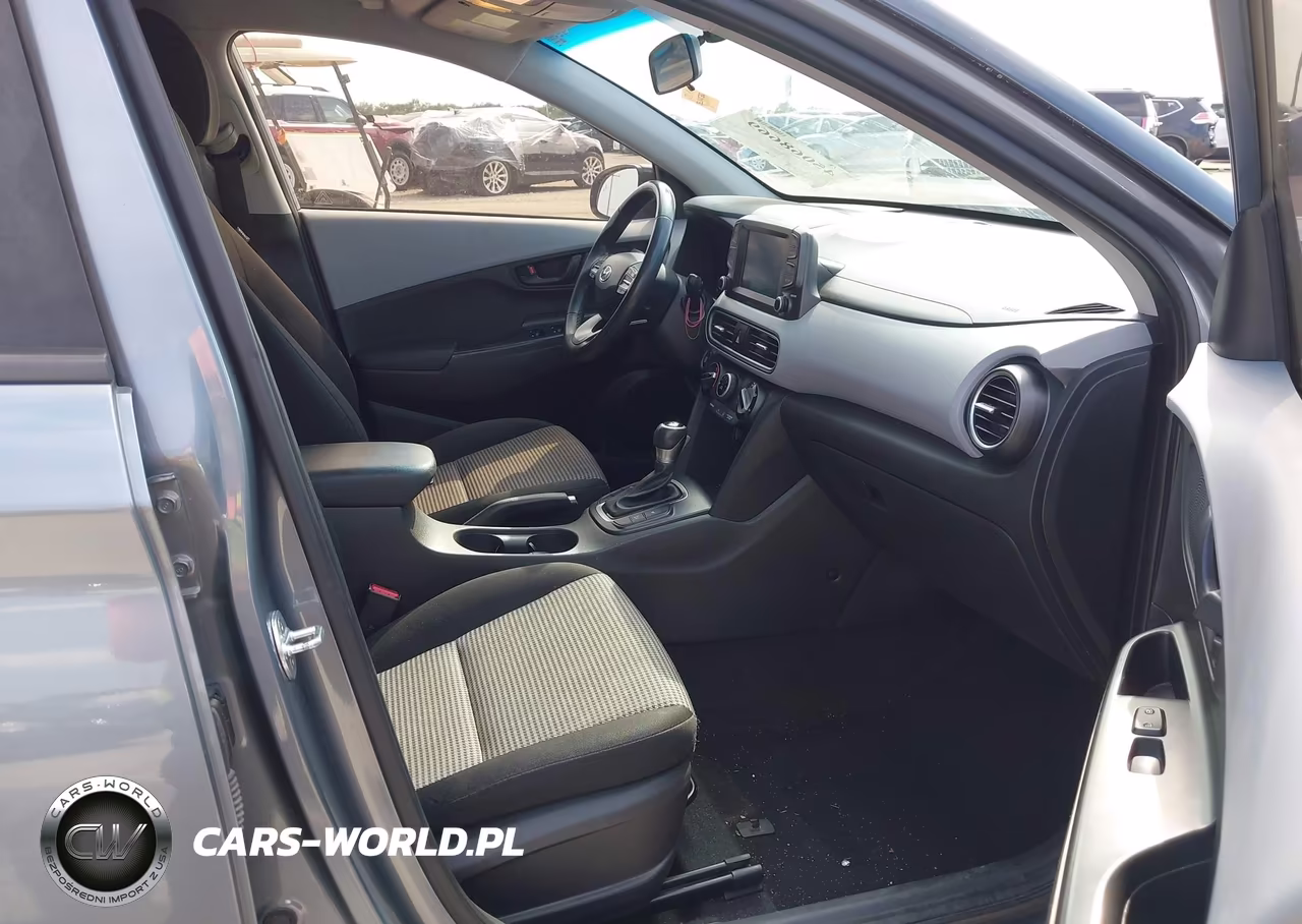 2018 Hyundai Kona Sel VIN:KM8K22AA1JU095647 - 5