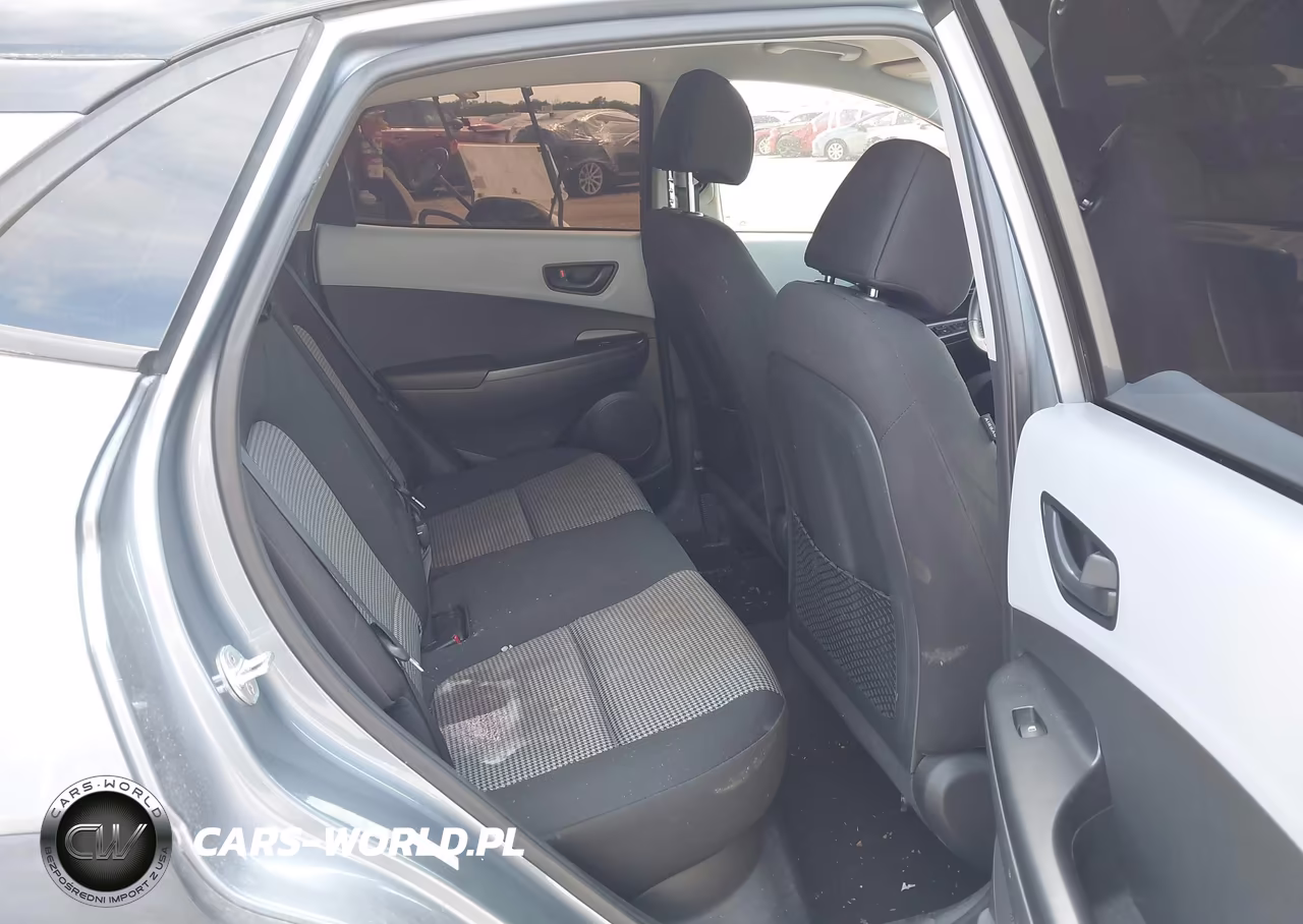 2018 Hyundai Kona Sel VIN:KM8K22AA1JU095647 - 8