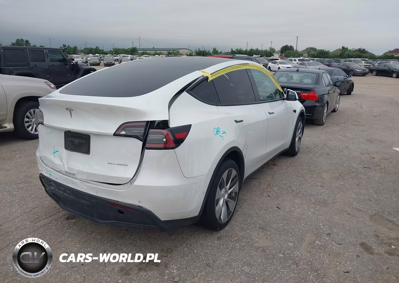 2020 Tesla Model Y Long Range Dual Motor All-Wheel Drive VIN:5YJYGDEE1LF032116 - 4