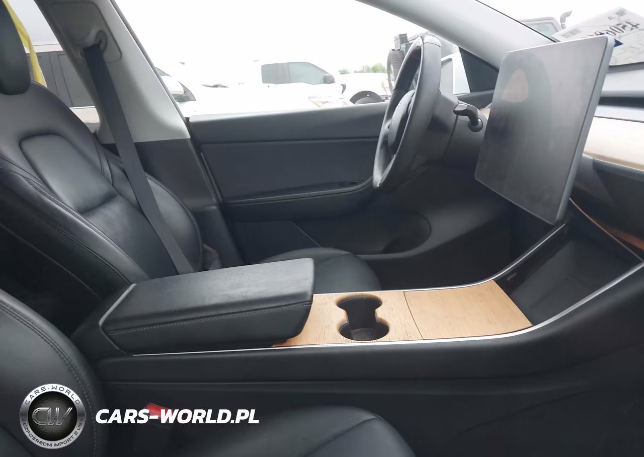 2020 Tesla Model Y Long Range Dual Motor All-Wheel Drive VIN:5YJYGDEE1LF032116 - 5