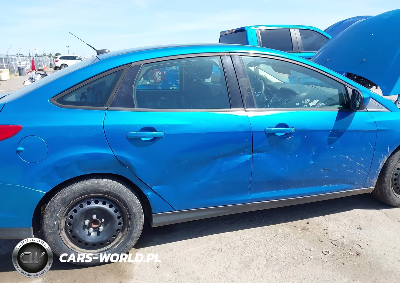 2012 Ford Focus Se VIN:1FAHP3F24CL362785 - 6