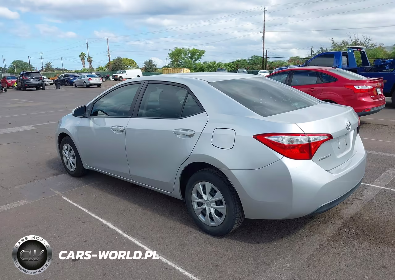 2014 Toyota Corolla L VIN:5YFBURHE9EP062219 - 3