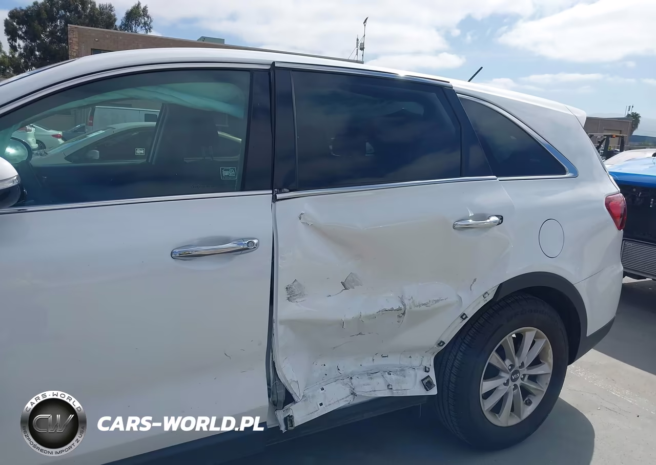 2019 Kia Sorento 3.3L Lx VIN:5XYPG4A56KG561876 - 6