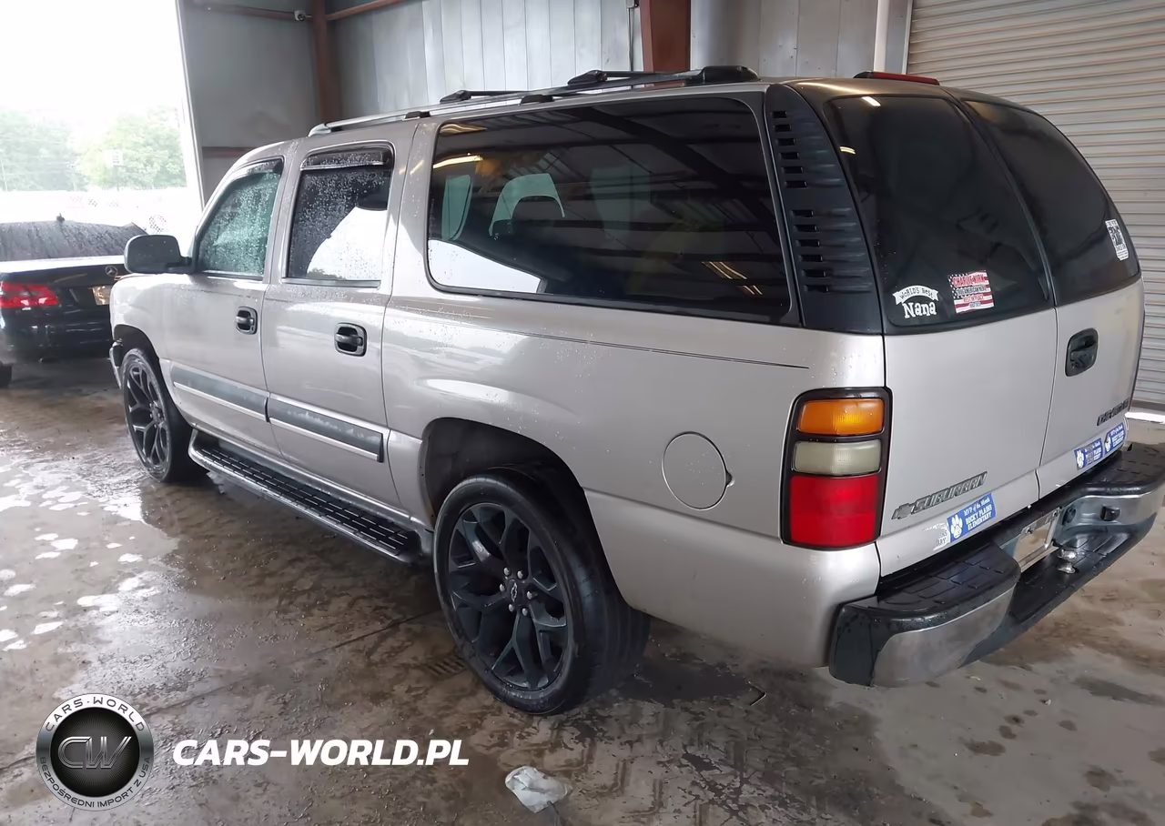 2004 Chevrolet Suburban 1500 Ls VIN:1GNEC16Z34J150023 - 3