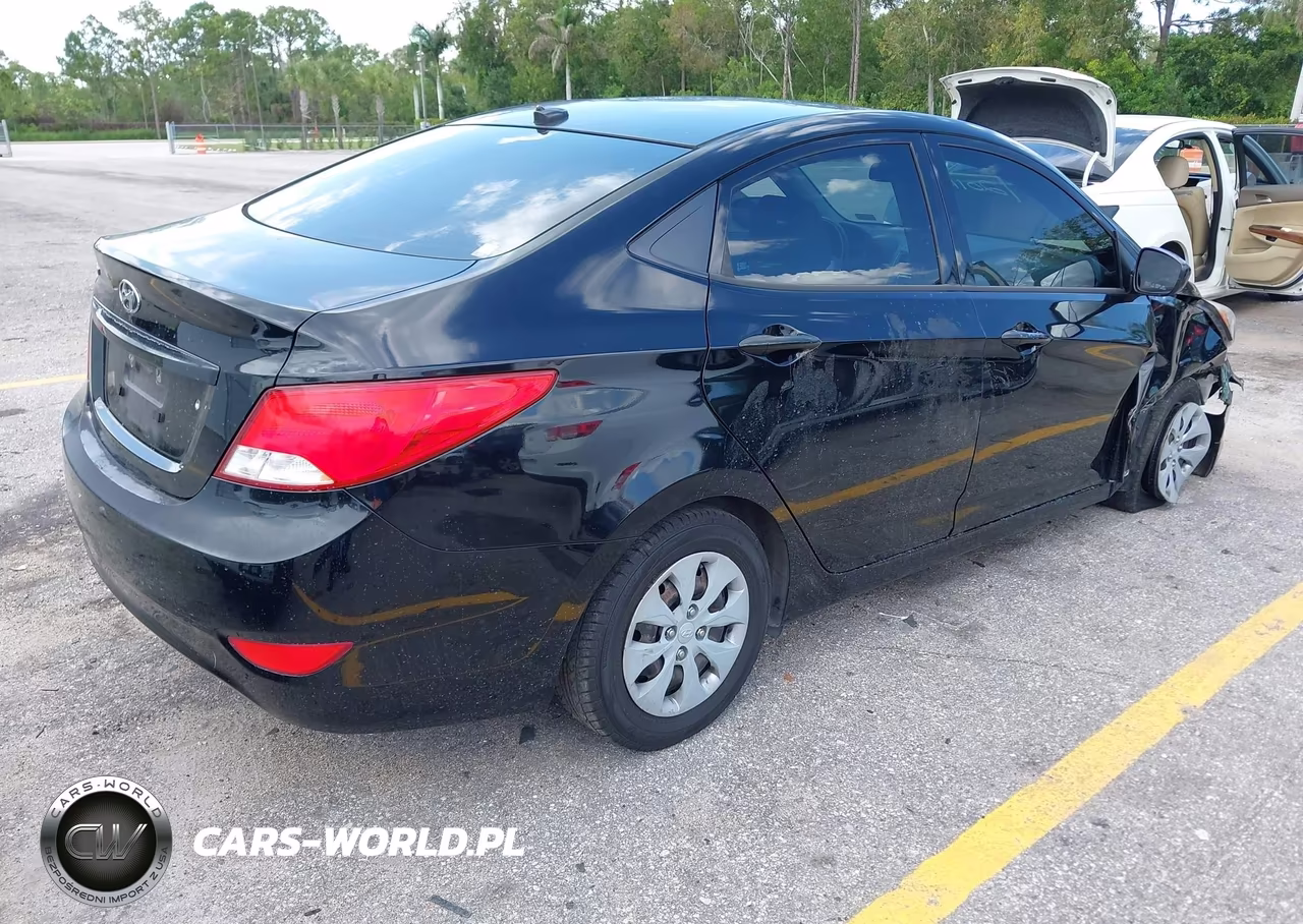 2017 Hyundai Accent Se VIN:KMHCT4AE1HU352011 - 4