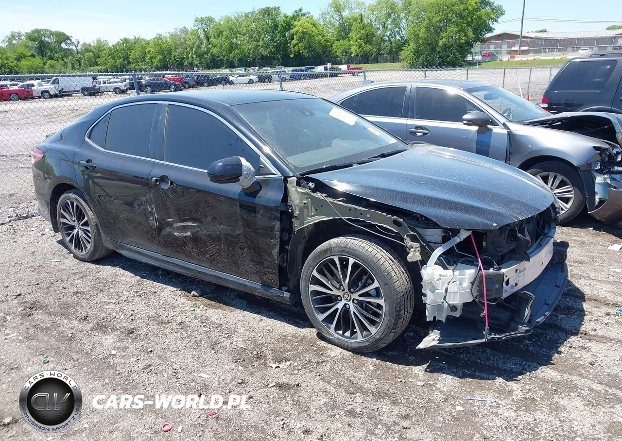 2020 Toyota Camry Se-Se Nightshade Edition