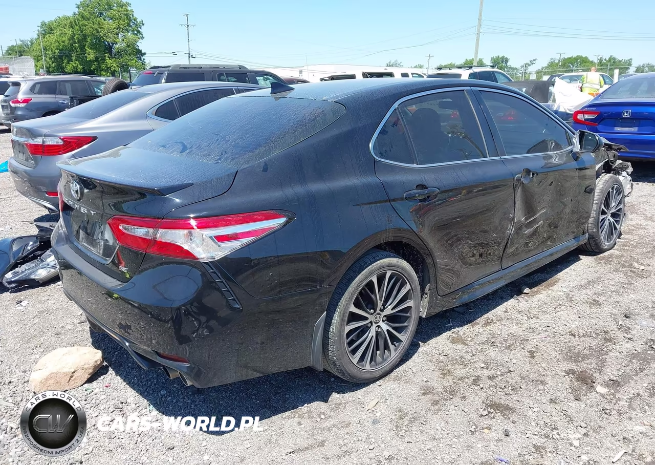 2020 Toyota Camry Se-Se Nightshade Edition VIN:4T1G11AK9LU984503 - 4