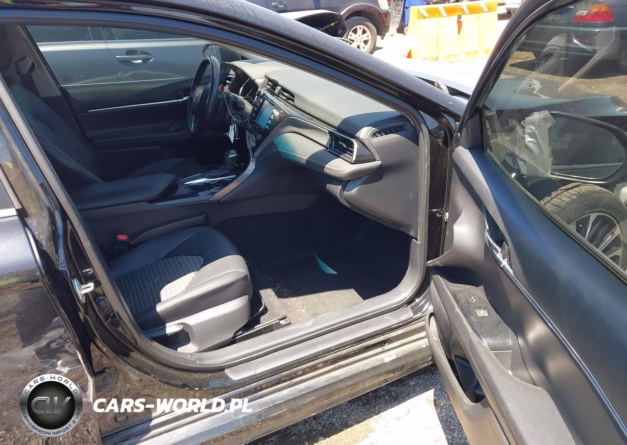 2020 Toyota Camry Se-Se Nightshade Edition VIN:4T1G11AK9LU984503 - 5