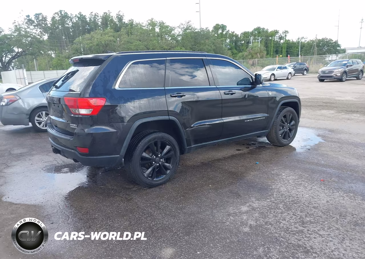 2012 Jeep Grand Cherokee Laredo VIN:1C4RJFAT0CC314718 - 4