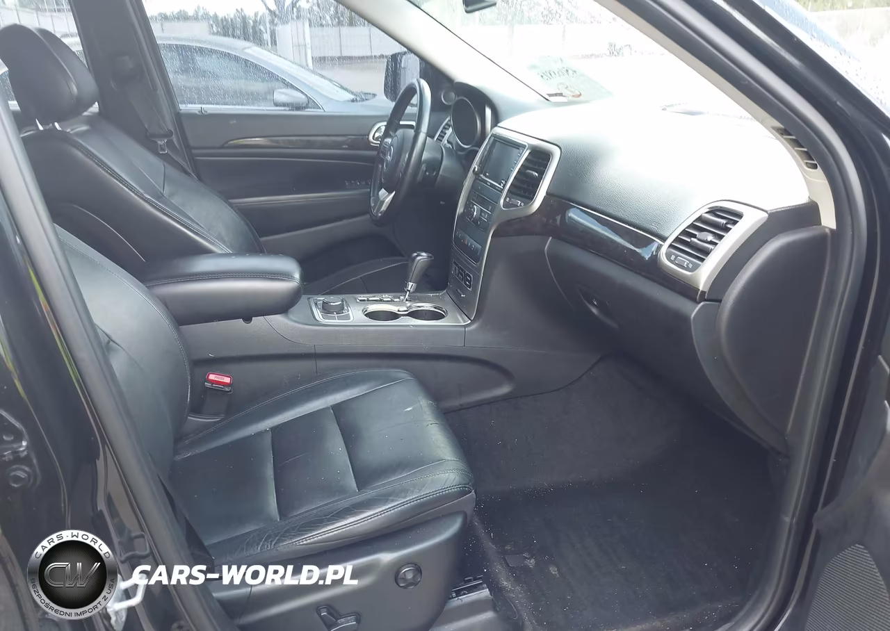 2012 Jeep Grand Cherokee Laredo VIN:1C4RJFAT0CC314718 - 5