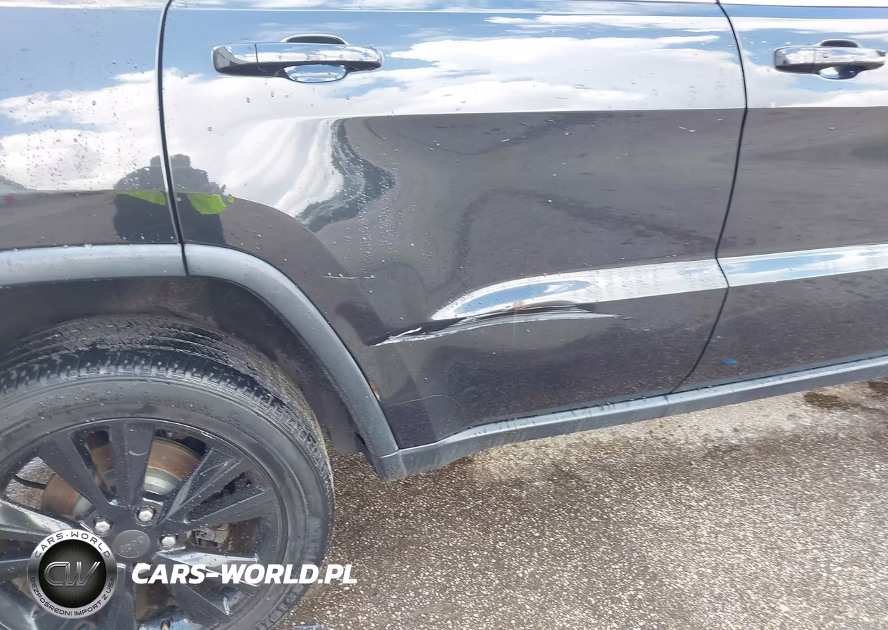 2012 Jeep Grand Cherokee Laredo VIN:1C4RJFAT0CC314718 - 6