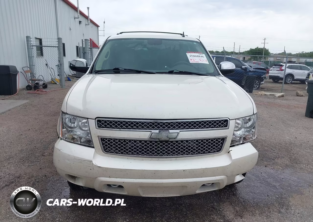 2014 Chevrolet Tahoe Ltz VIN:1GNSKCE08ER159341 - 12