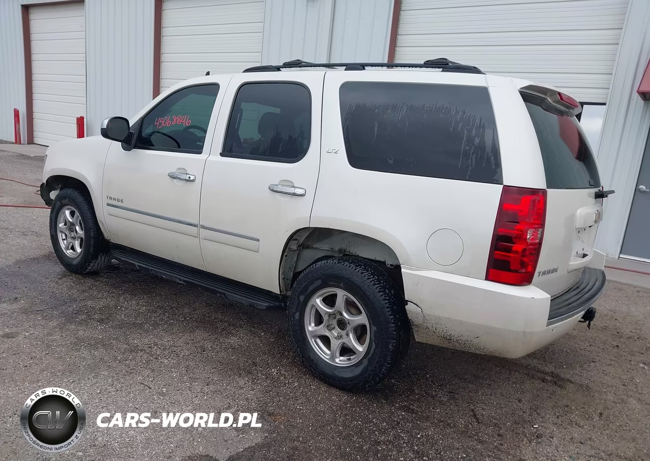 2014 Chevrolet Tahoe Ltz VIN:1GNSKCE08ER159341 - 3