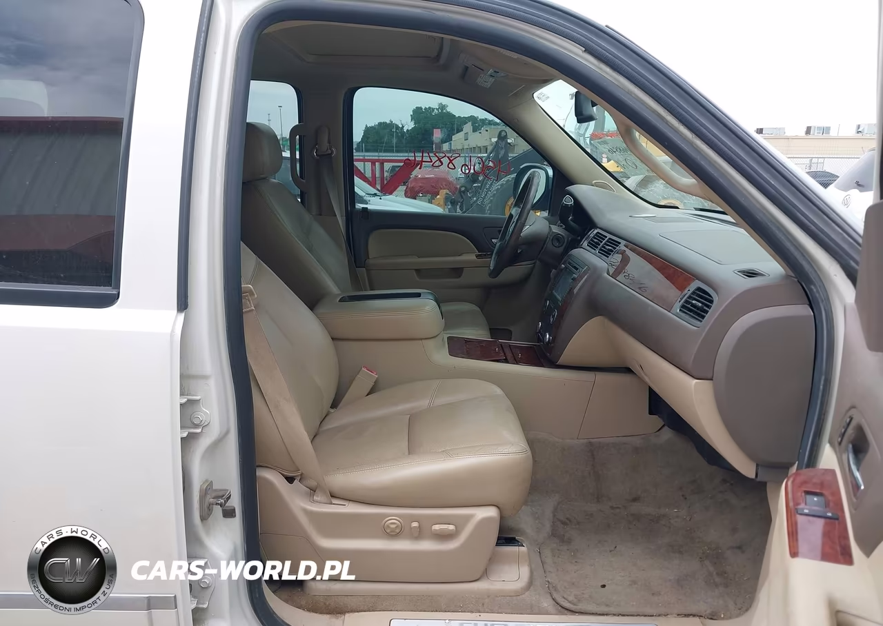 2014 Chevrolet Tahoe Ltz VIN:1GNSKCE08ER159341 - 5