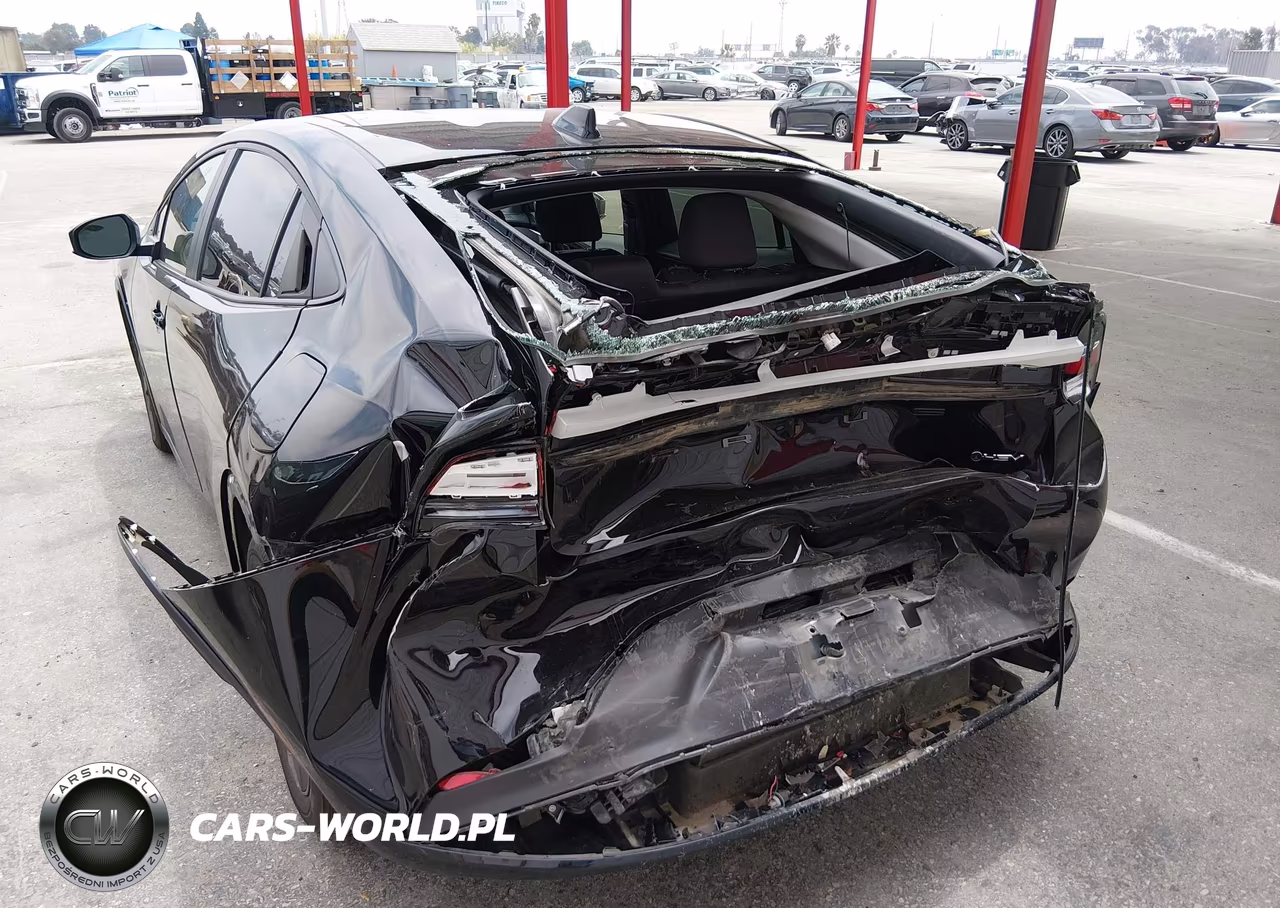 2026 Toyota Prius Le VIN:JTDACAAU8T3066849 - 6