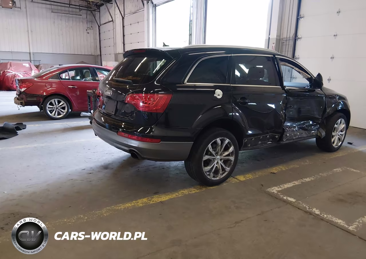 2013 Audi Q7 3.0T Premium VIN:WA1LGAFE7DD001043 - 4