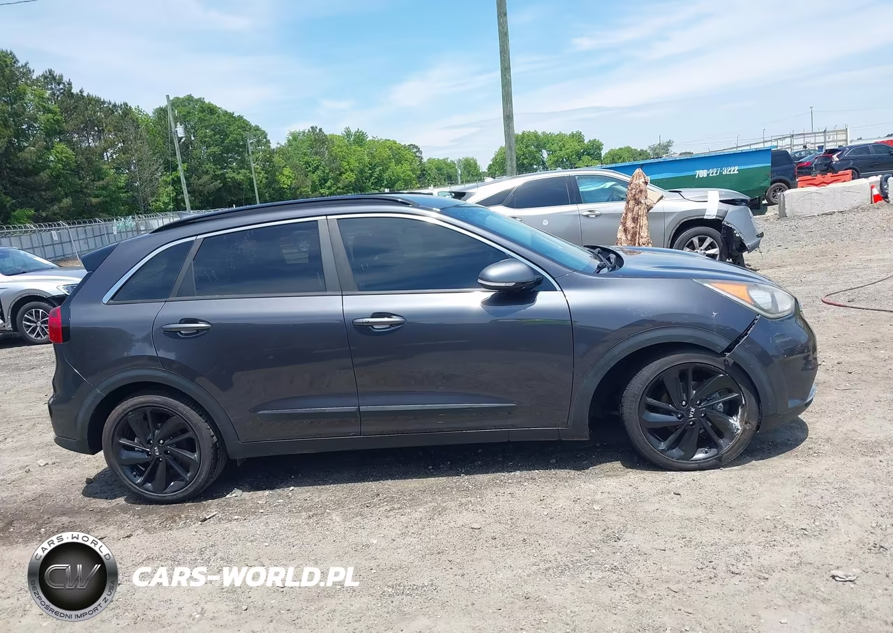 2018 Kia Niro Ex VIN:KNDCC3LC6J5135080 - 13