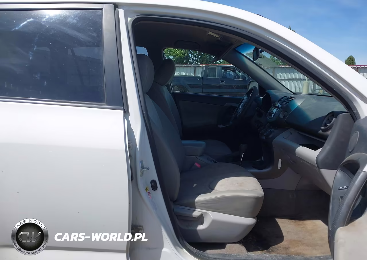 2010 Toyota Rav4 VIN:JTMBF4DVXAD022330 - 5