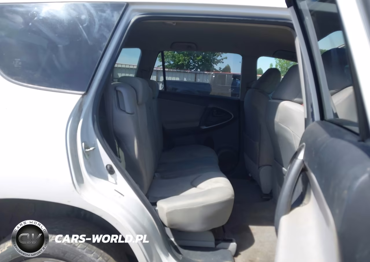 2010 Toyota Rav4 VIN:JTMBF4DVXAD022330 - 8