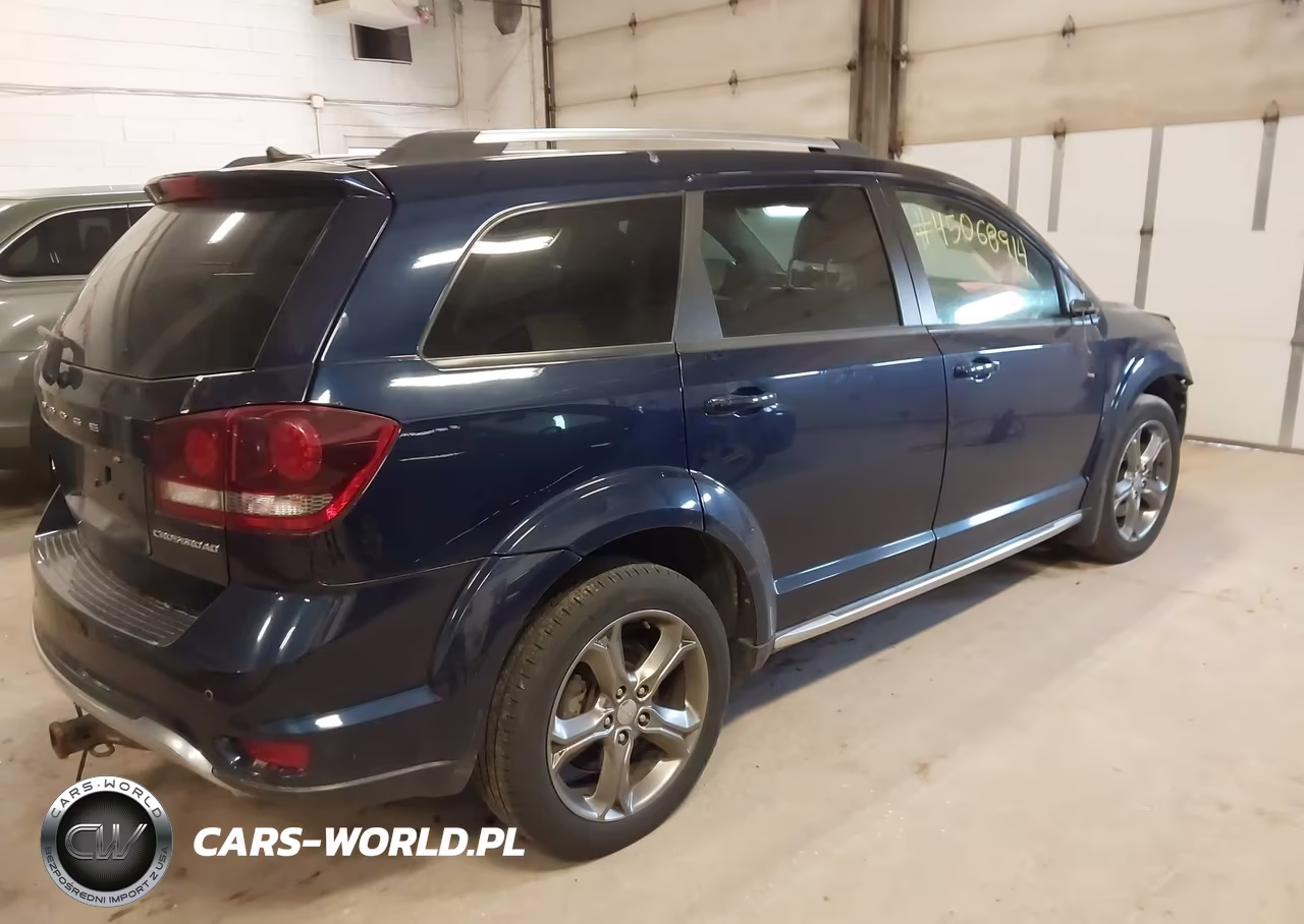 2017 Dodge Journey Crossroad Plus Awd VIN:3C4PDDGGXHT541679 - 4