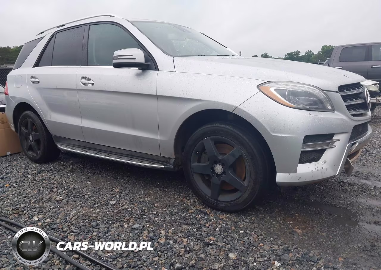 2013 Mercedes-Benz Ml 550 4Matic – zdjęcie 1 z 18