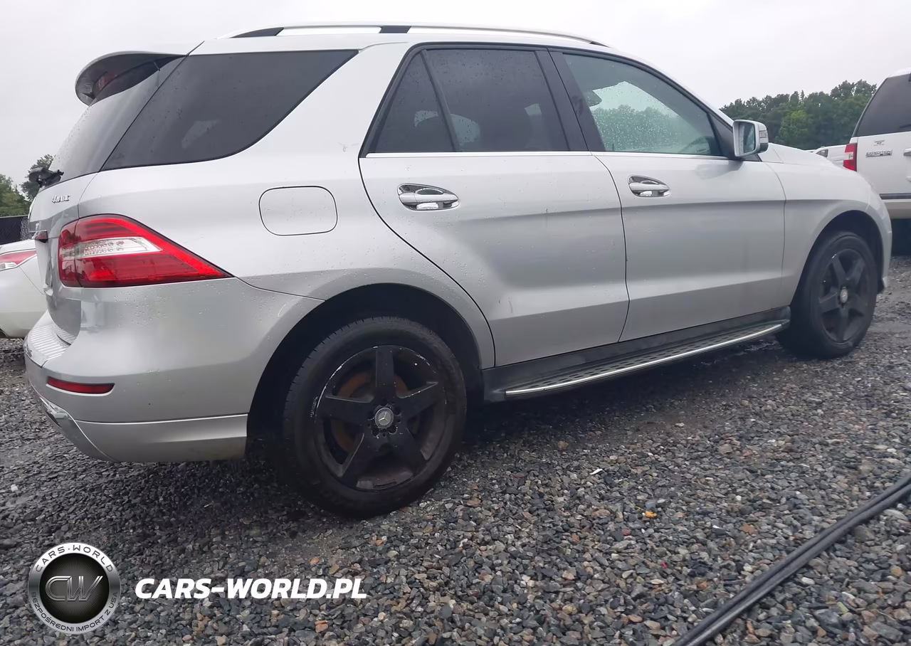 2013 Mercedes-Benz Ml 550 4Matic VIN:4JGDA7DB7DA097857 - 4