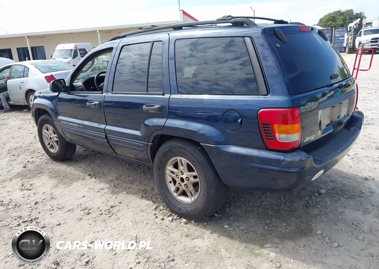 2004 Jeep Grand Cherokee Laredo VIN:1J8GX48S24C293730 - 3