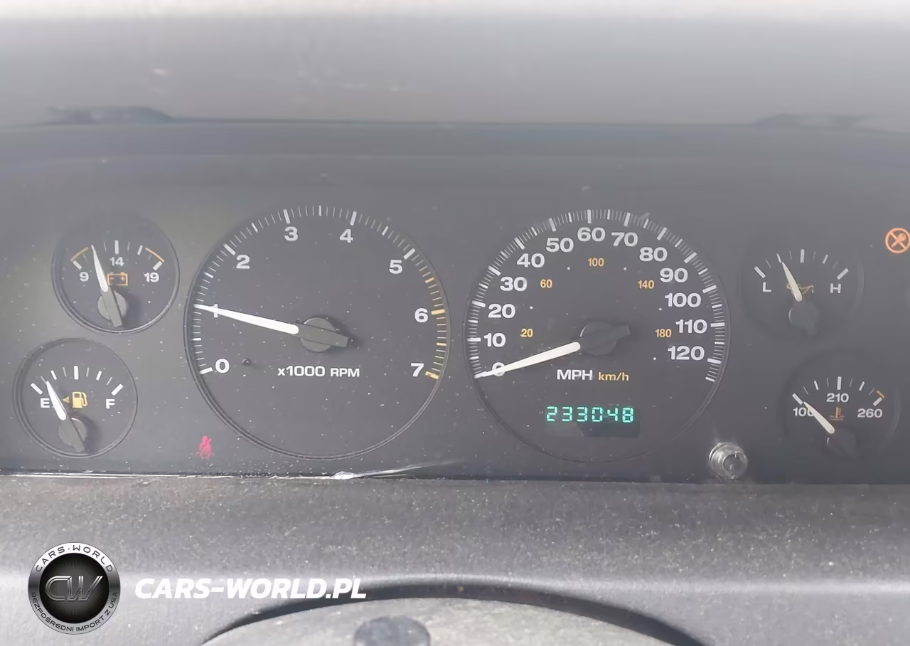 2004 Jeep Grand Cherokee Laredo VIN:1J8GX48S24C293730 - 7