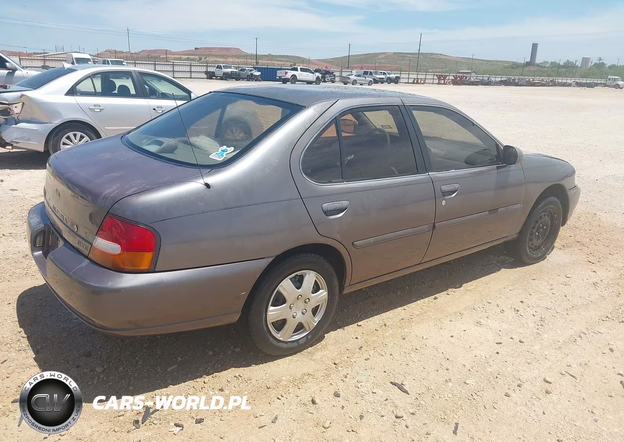 1998 Nissan Altima Gle-Gxe-Se-Xe VIN:1N4DL01DXWC140984 - 4