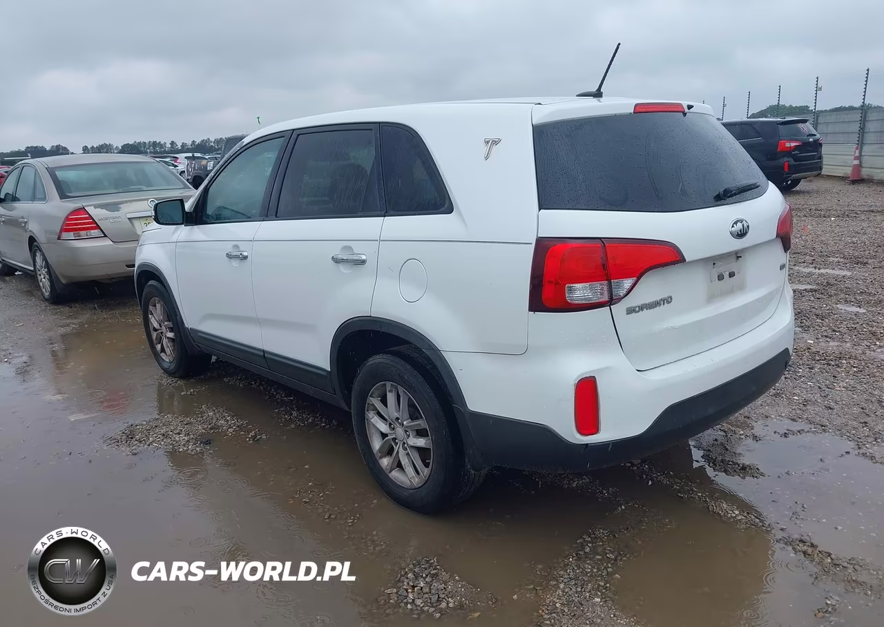 2015 Kia Sorento Lx VIN:5XYKT3A63FG615021 - 3