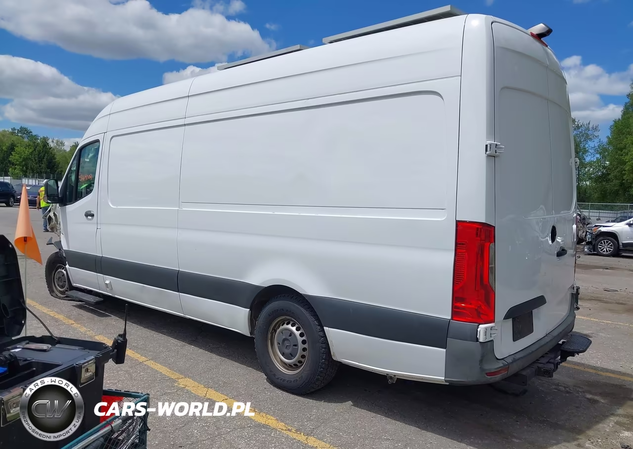 2020 Mercedes-Benz Sprinter 2500 High Roof I4 VIN:W1W40CHY8LT025801 - 3