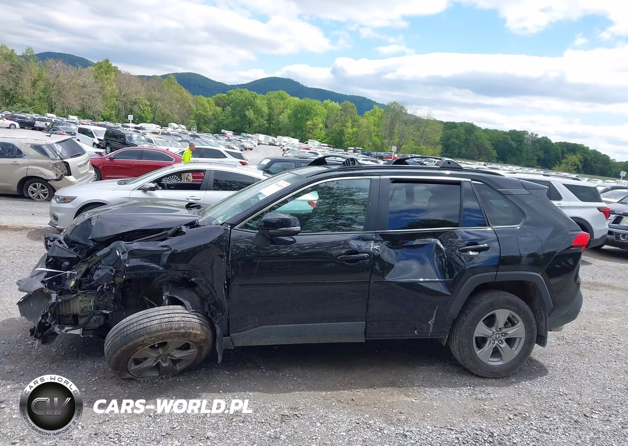2025 Toyota Rav4 Xle VIN:2T3P1RFV0SW550526 - 15