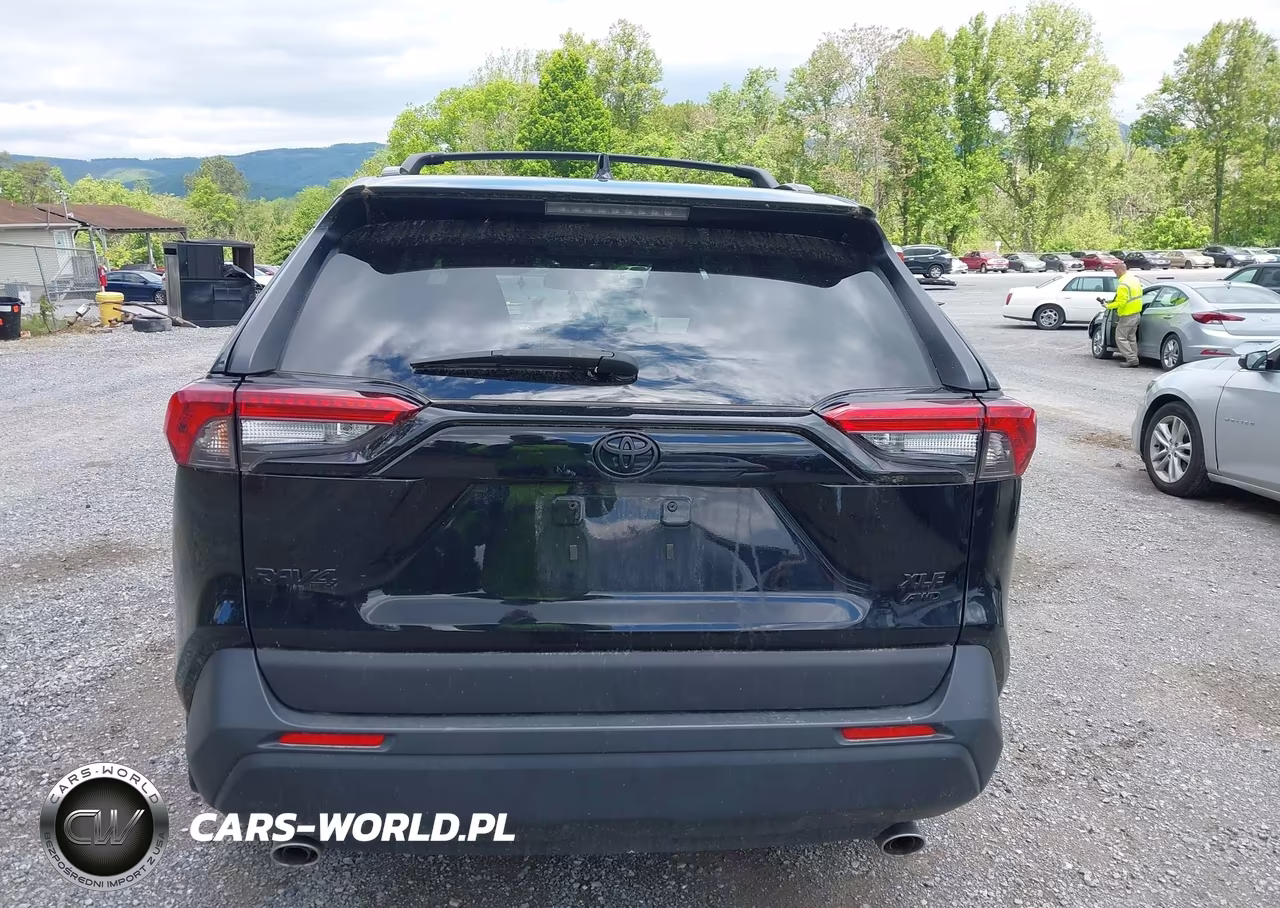 2025 Toyota Rav4 Xle VIN:2T3P1RFV0SW550526 - 17