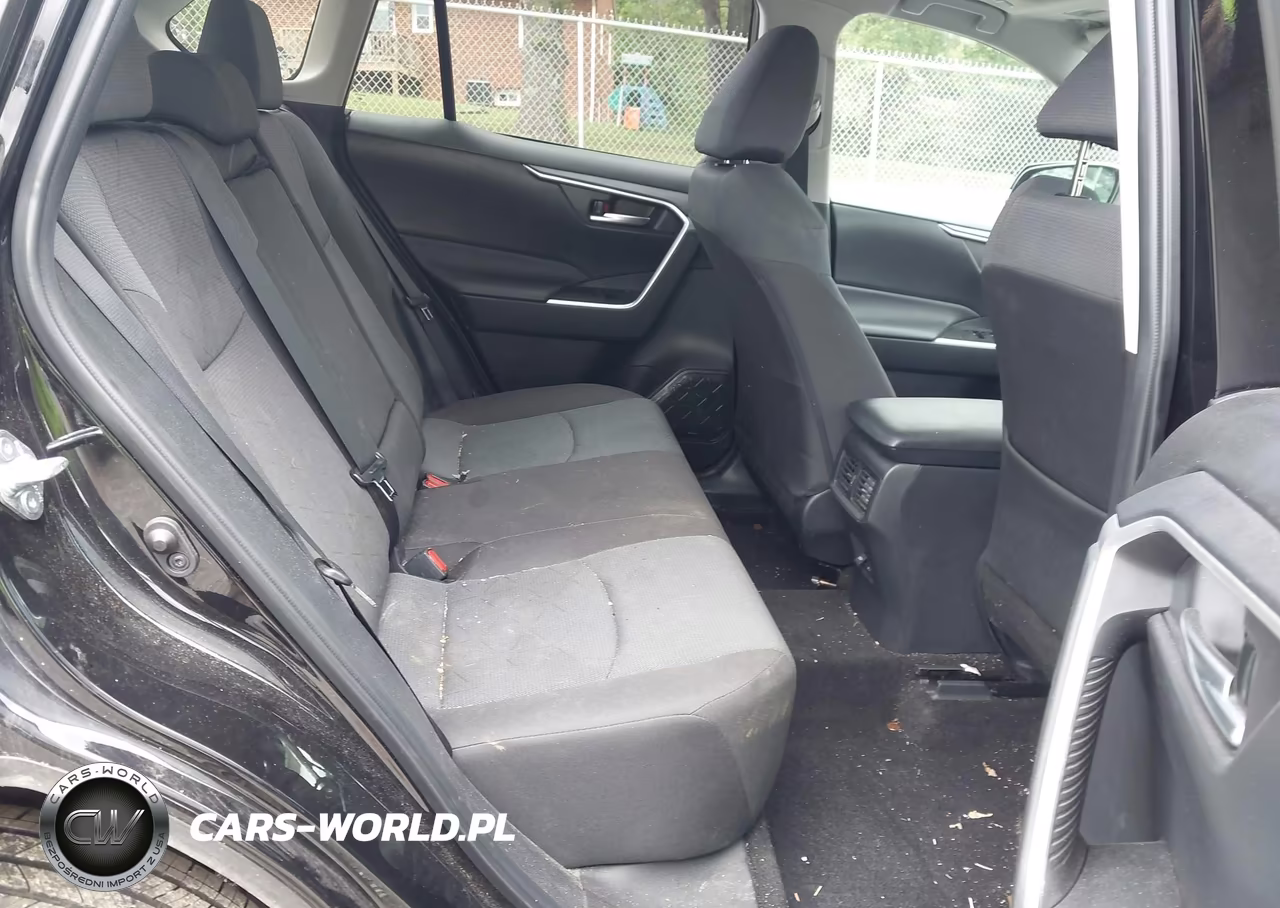 2025 Toyota Rav4 Xle VIN:2T3P1RFV0SW550526 - 8
