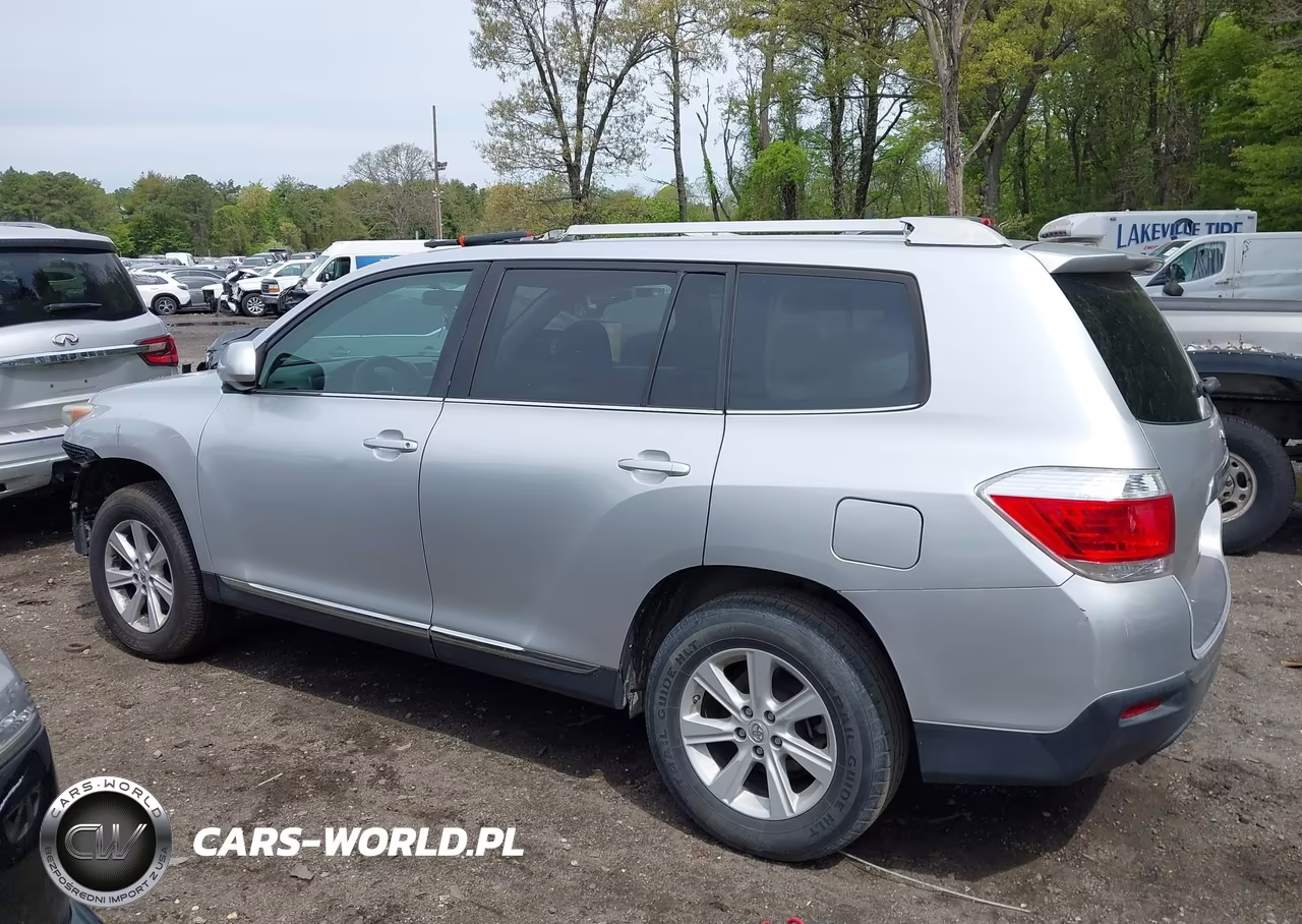 2013 Toyota Highlander Base V6 VIN:5TDBK3EH2DS213148 - 14