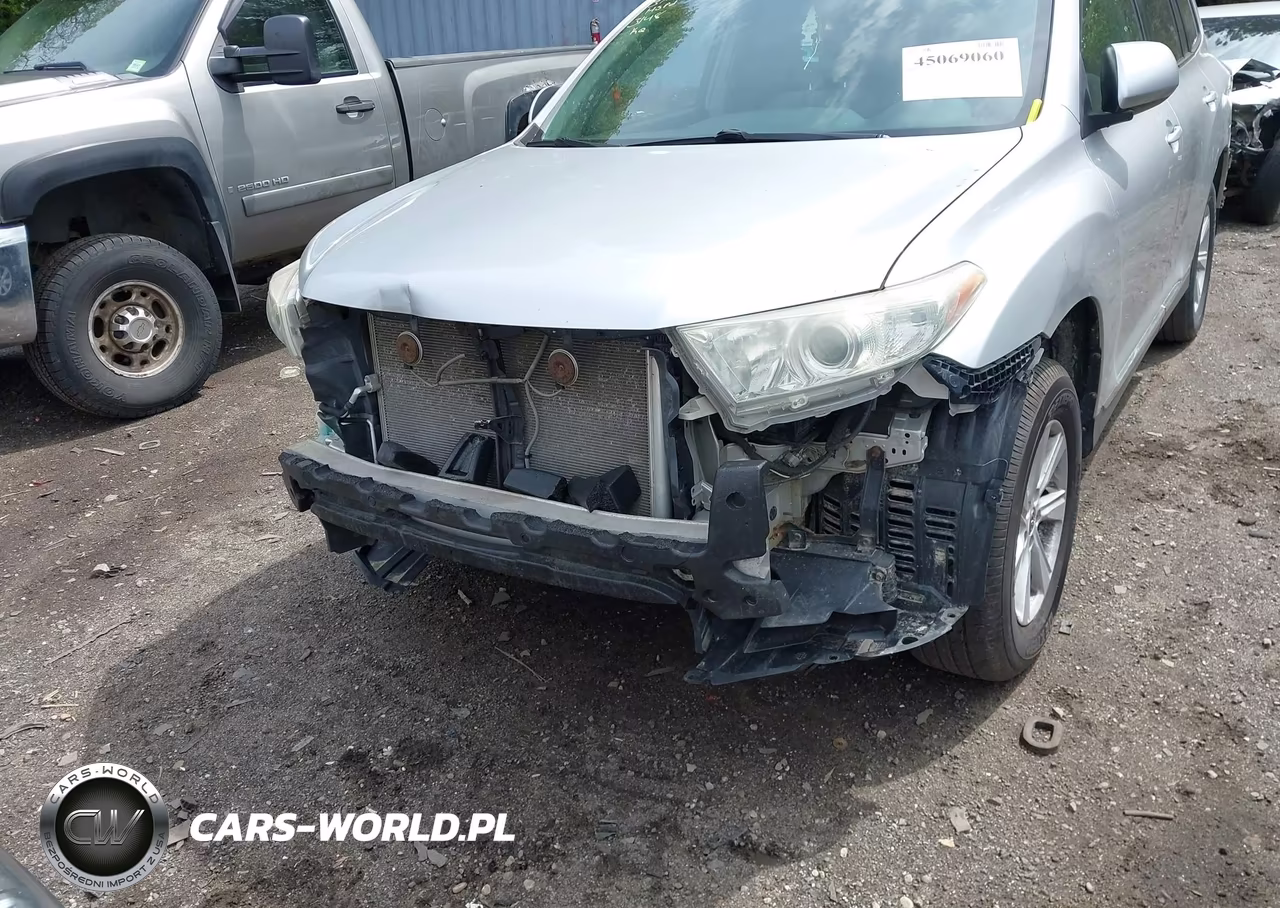 2013 Toyota Highlander Base V6 VIN:5TDBK3EH2DS213148 - 6