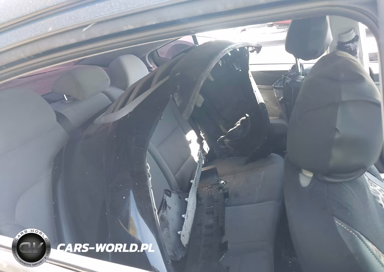 2018 Hyundai Elantra Sel VIN:5NPD84LF3JH254159 - 8