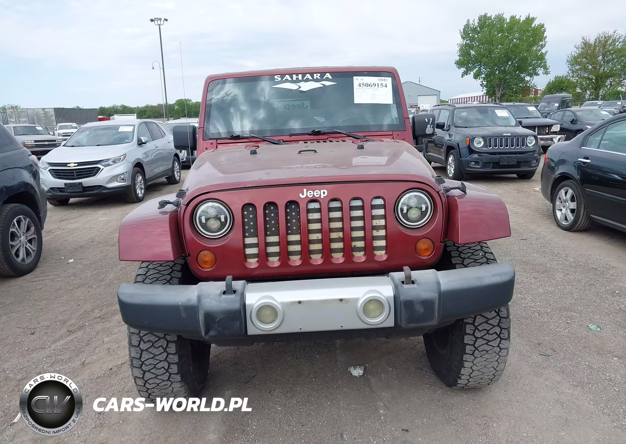 2008 Jeep Wrangler Unlimited Sahara VIN:1J4GA59128L632684 - 12