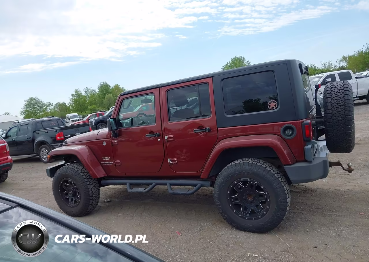 2008 Jeep Wrangler Unlimited Sahara VIN:1J4GA59128L632684 - 14
