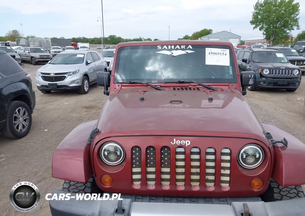 2008 Jeep Wrangler Unlimited Sahara VIN:1J4GA59128L632684 - 6