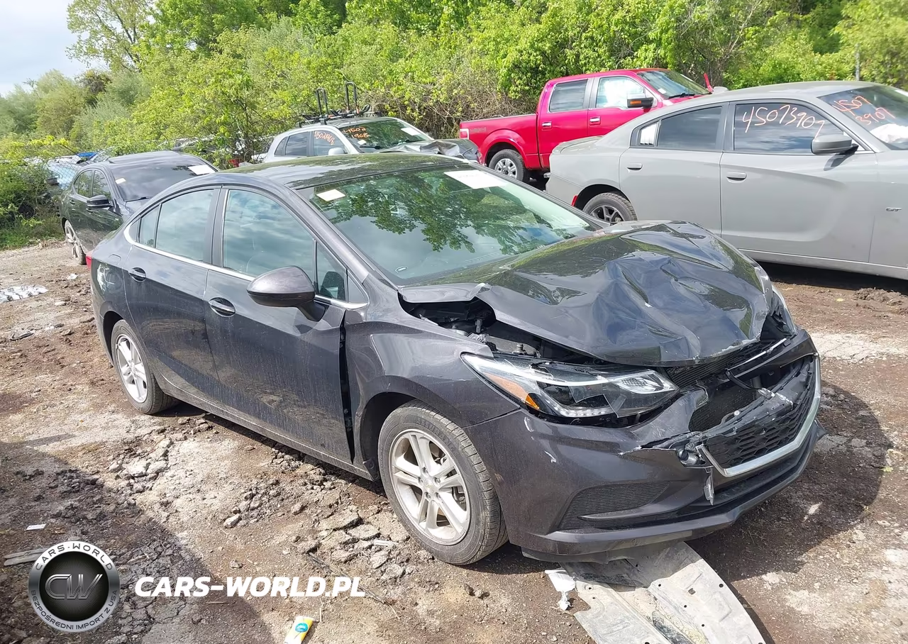 2017 Chevrolet Cruze Lt Auto – zdjęcie 1 z 16