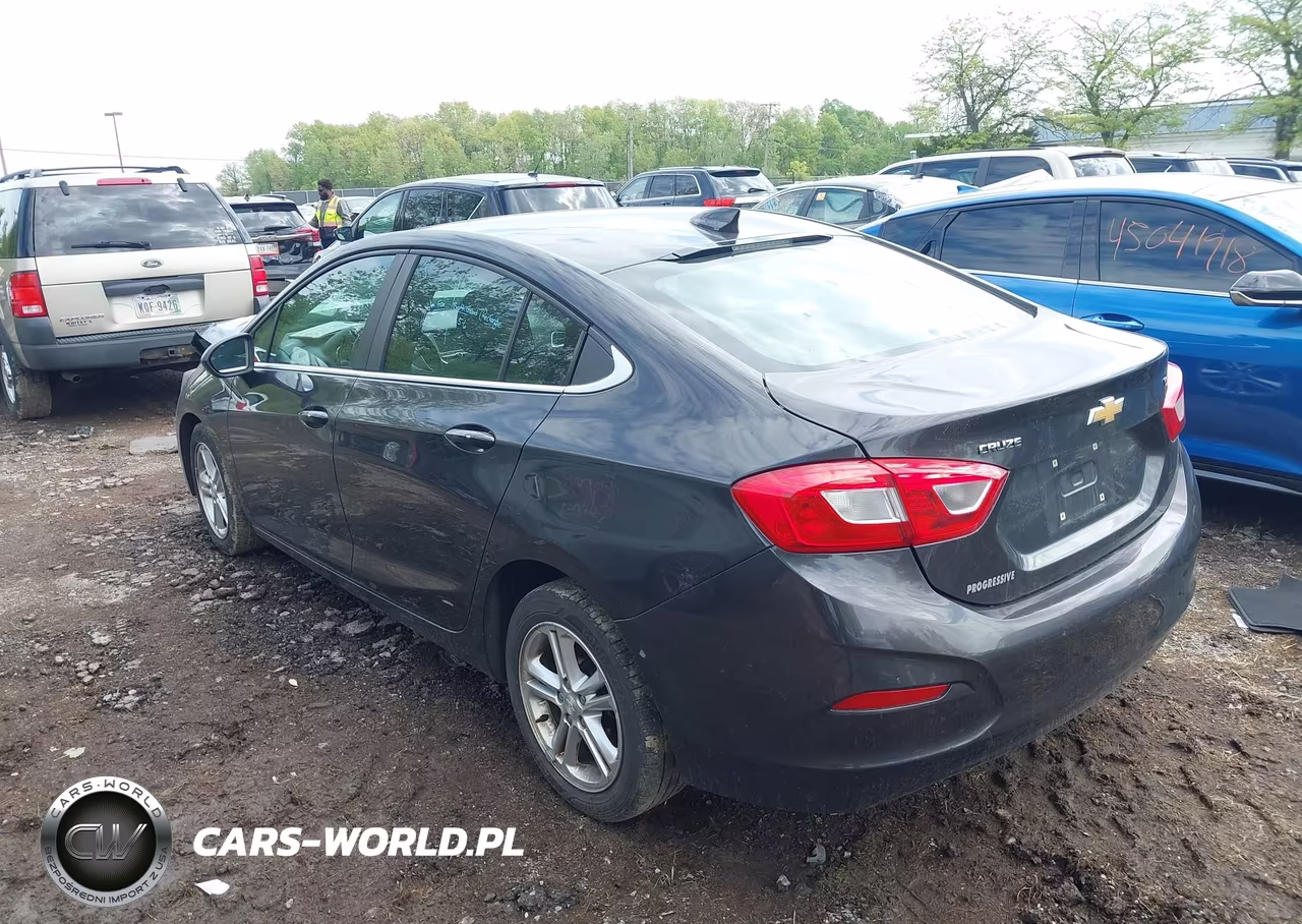 2017 Chevrolet Cruze Lt Auto VIN:1G1BE5SM5H7232788 - 3